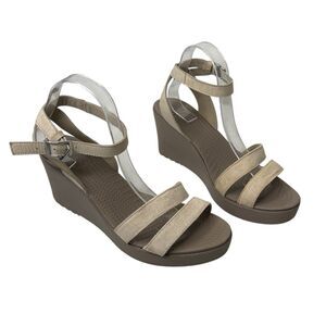 Crocs Leigh II Sandals Women's 10 Beige Ankle Strap Buckle Comfort Wedge Shoes